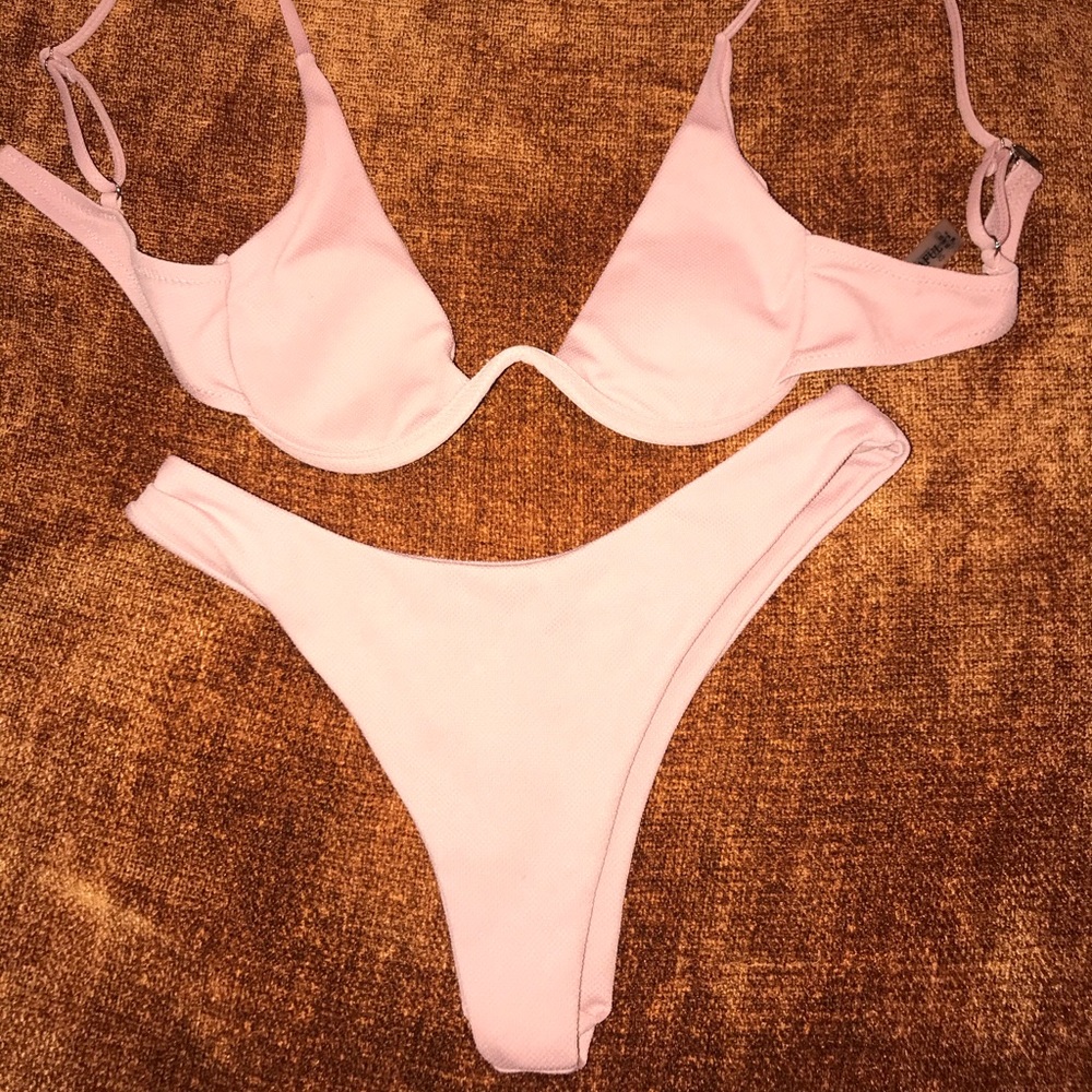 Pink bikini set